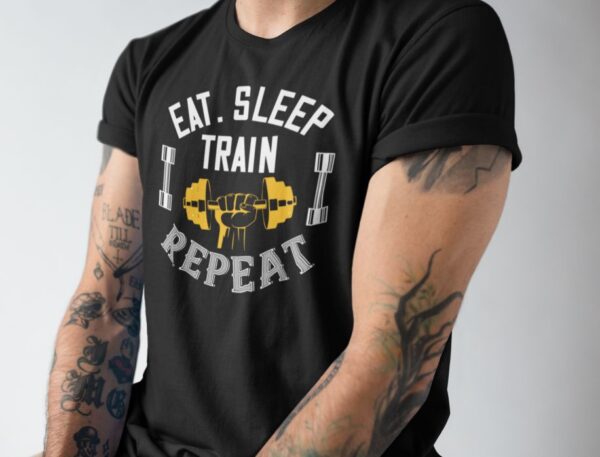 Tricou personalizat - Eat sleep train repeat